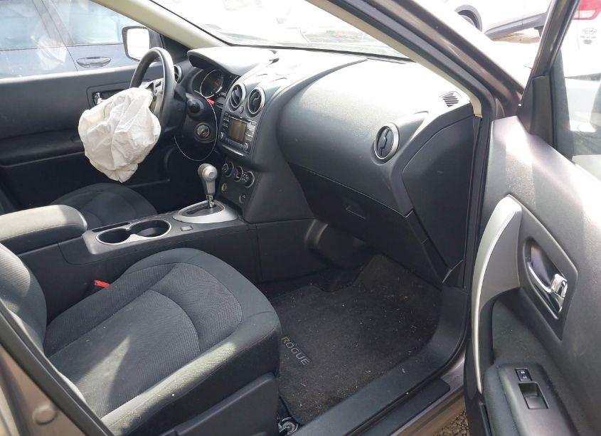 Photo 5 of 2013 Nissan Rogue S (VIN JN8AS5MT5DW033681)