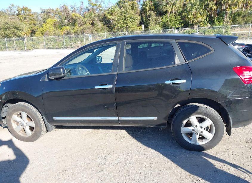 Photo 14 of 2013 Nissan Rogue S (VIN JN8AS5MT5DW035219)