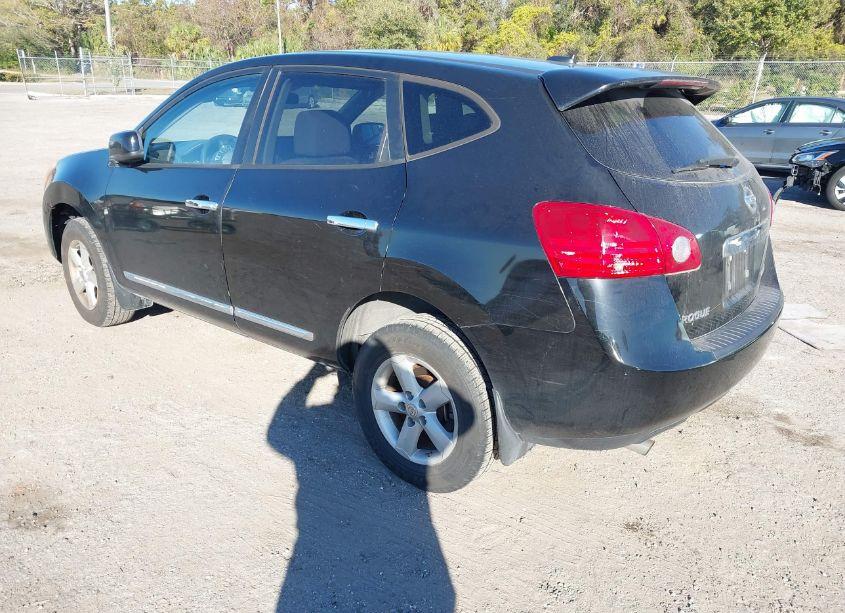 Photo 3 of 2013 Nissan Rogue S (VIN JN8AS5MT5DW035219)