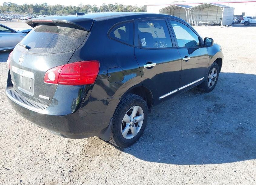 Photo 4 of 2013 Nissan Rogue S (VIN JN8AS5MT5DW035219)