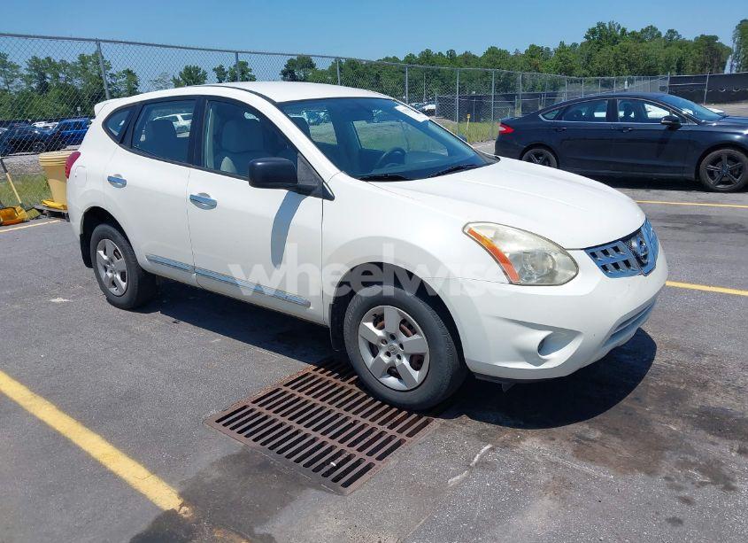 2013 Nissan Rogue S (VIN JN8AS5MT5DW041005) main photo