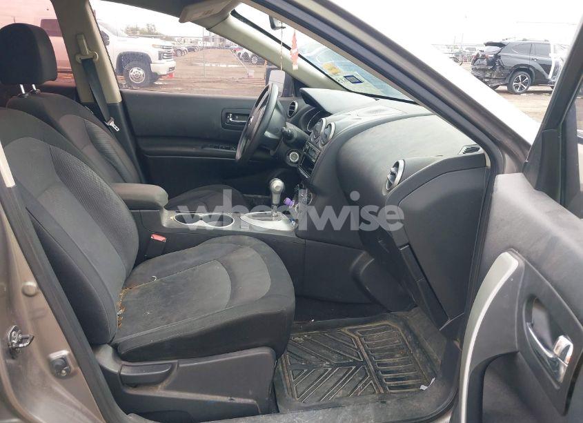 Photo 5 of 2013 Nissan Rogue S (VIN JN8AS5MT5DW508410)