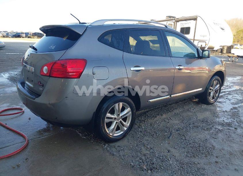 Photo 4 of 2013 Nissan Rogue SV (VIN JN8AS5MT5DW514255)