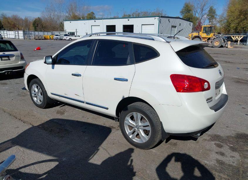 Photo 3 of 2013 Nissan Rogue SV (VIN JN8AS5MT5DW521738)