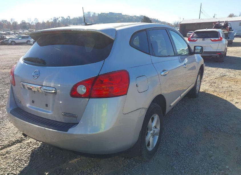 Photo 4 of 2013 Nissan Rogue S (VIN JN8AS5MT5DW522596)