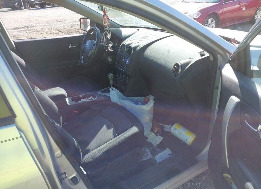 Photo 5 of 2013 Nissan Rogue S (VIN JN8AS5MT5DW522596)