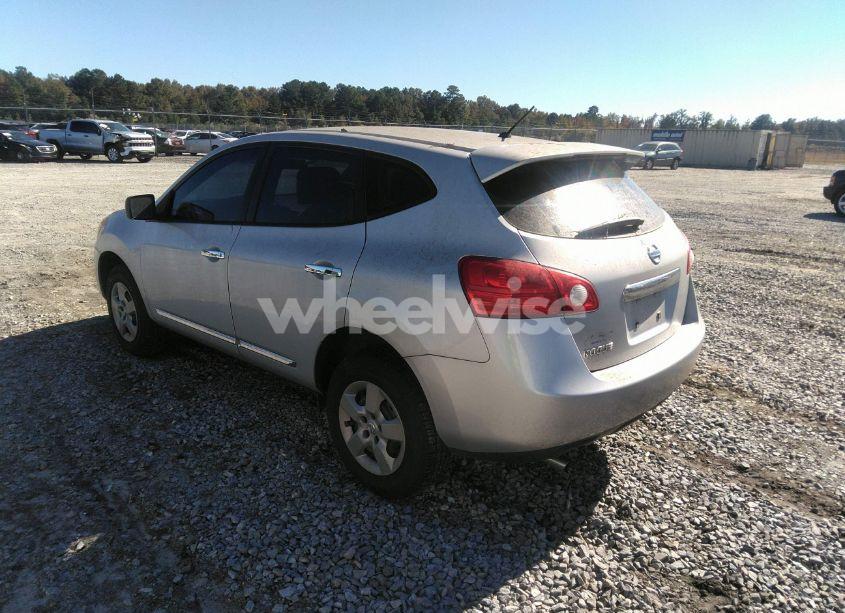Photo 3 of 2013 Nissan Rogue S (VIN JN8AS5MT5DW530181)