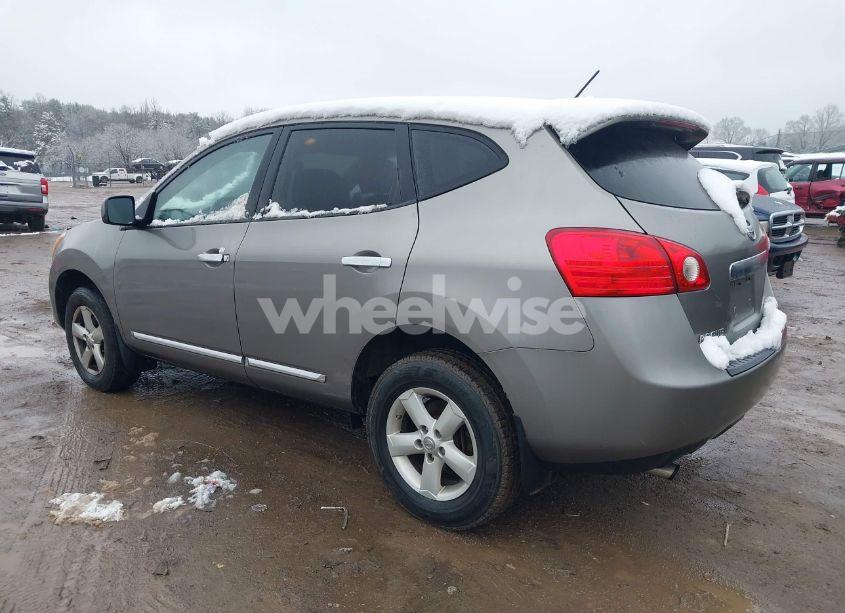 Photo 3 of 2013 Nissan Rogue S (VIN JN8AS5MT5DW541245)