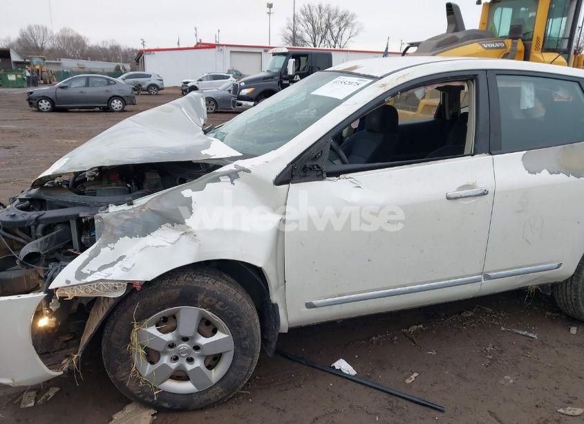 Photo 15 of 2013 Nissan Rogue S (VIN JN8AS5MT5DW545568)