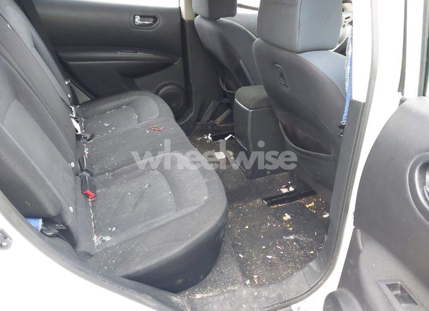 Photo 8 of 2013 Nissan Rogue S (VIN JN8AS5MT5DW545568)