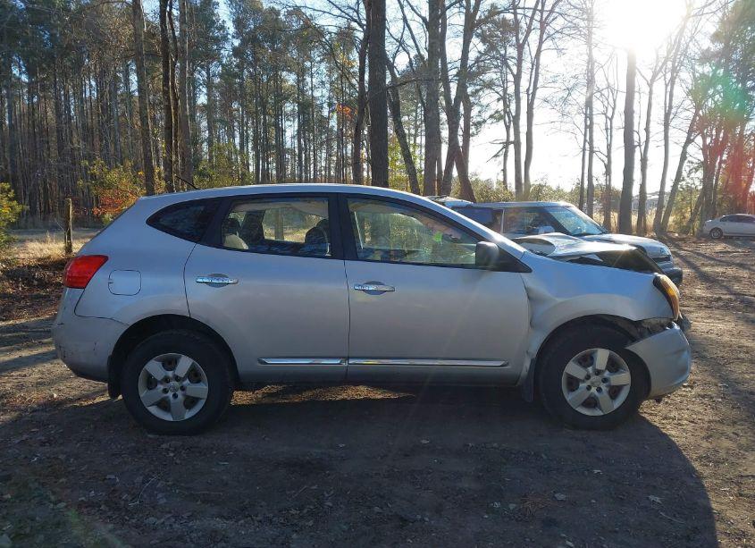 Photo 13 of 2014 Nissan Rogue SELECT S (VIN JN8AS5MT5EW100619)