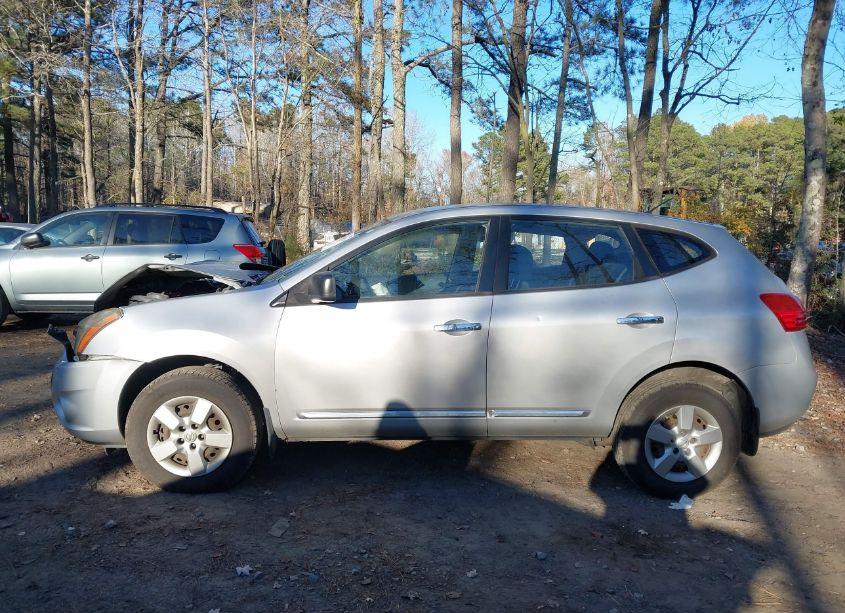 Photo 14 of 2014 Nissan Rogue SELECT S (VIN JN8AS5MT5EW100619)