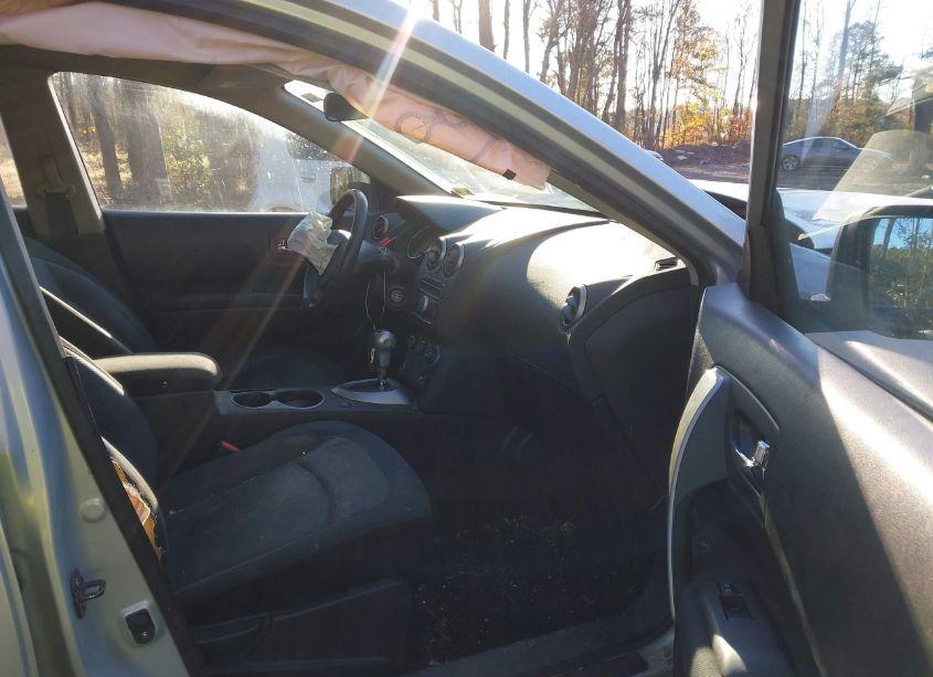 Photo 5 of 2014 Nissan Rogue SELECT S (VIN JN8AS5MT5EW100619)