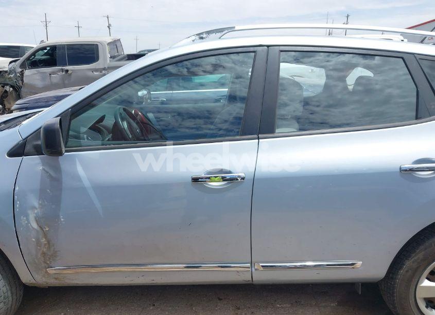 Photo 14 of 2014 Nissan Rogue SELECT S (VIN JN8AS5MT5EW103150)