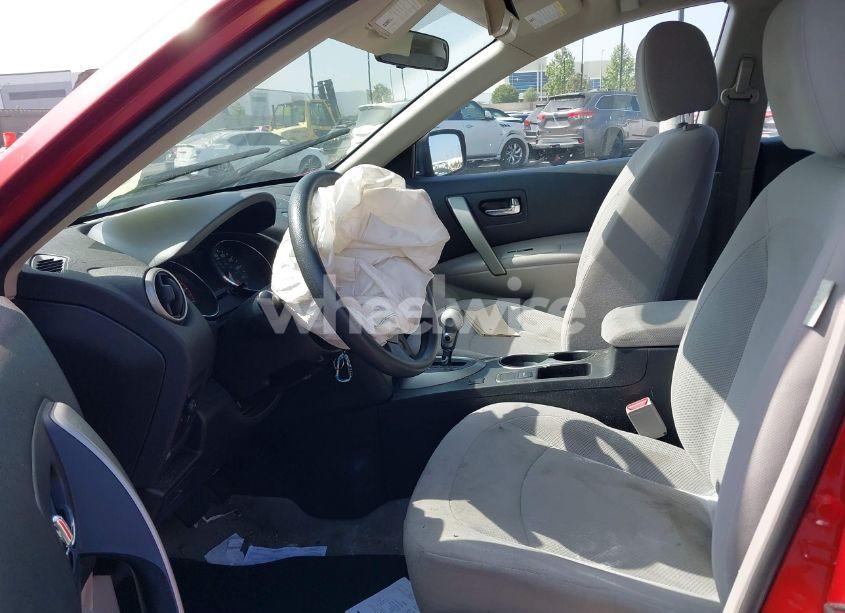 Photo 5 of 2014 Nissan Rogue SELECT S (VIN JN8AS5MT5EW625079)