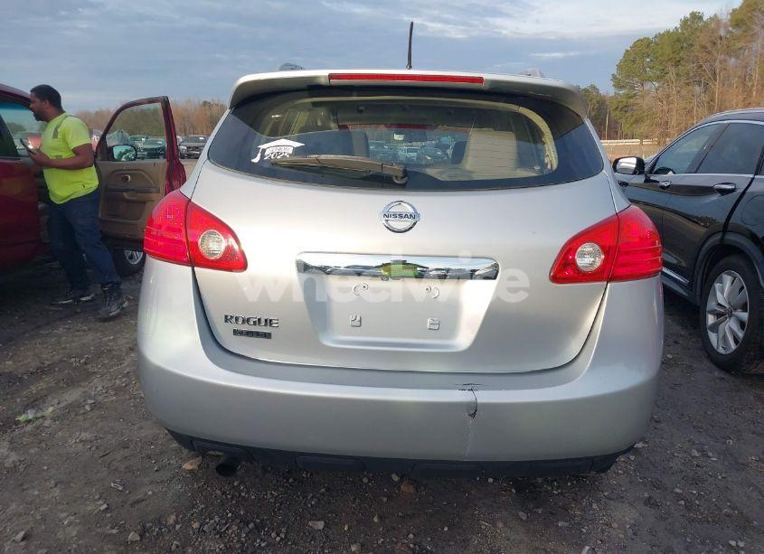 Photo 17 of 2015 Nissan Rogue SELECT S (VIN JN8AS5MT5FW157713)