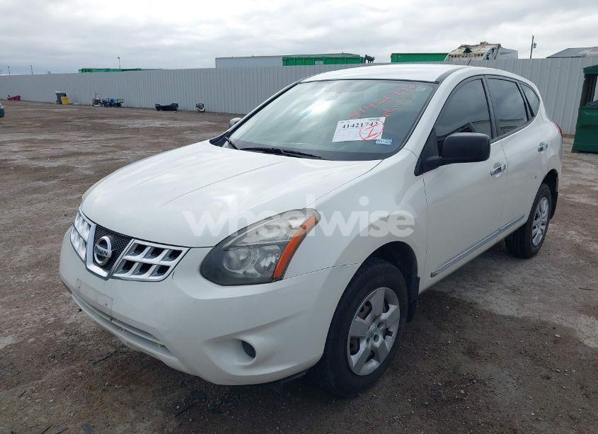 Photo 6 of 2015 Nissan Rogue SELECT S (VIN JN8AS5MT5FW671657)