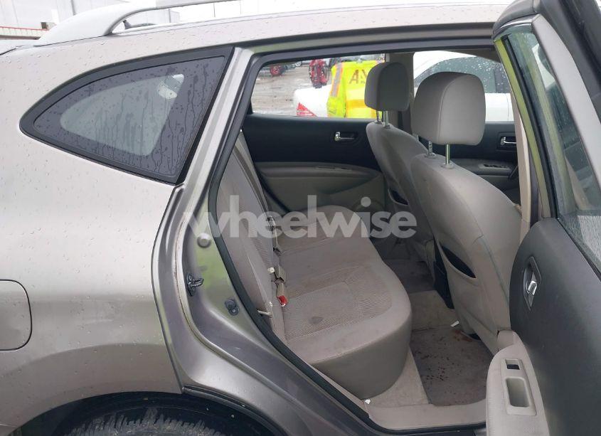 Photo 8 of 2015 Nissan Rogue SELECT S (VIN JN8AS5MT5FW672212)