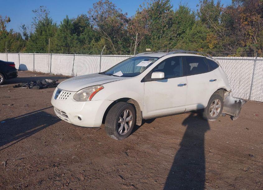 Photo 2 of 2010 Nissan Rogue SL (VIN JN8AS5MT6AW005870)