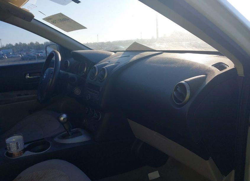 Photo 5 of 2010 Nissan Rogue SL (VIN JN8AS5MT6AW005870)