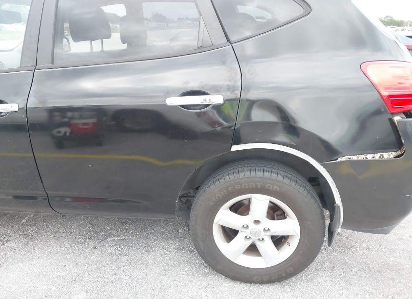 Photo 12 of 2010 Nissan Rogue S (VIN JN8AS5MT6AW019560)