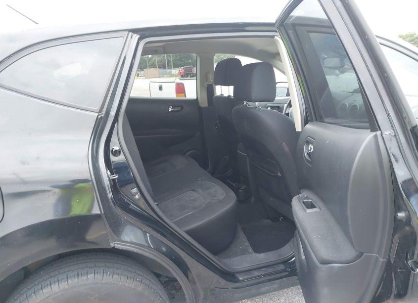 Photo 8 of 2010 Nissan Rogue S (VIN JN8AS5MT6AW019560)