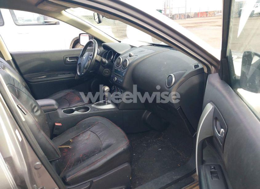 Photo 5 of 2010 Nissan Rogue SL (VIN JN8AS5MT6AW505561)