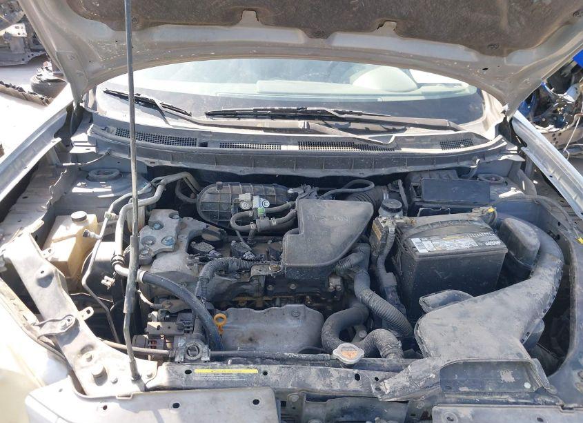 Photo 10 of 2010 Nissan Rogue S (VIN JN8AS5MT6AW506998)