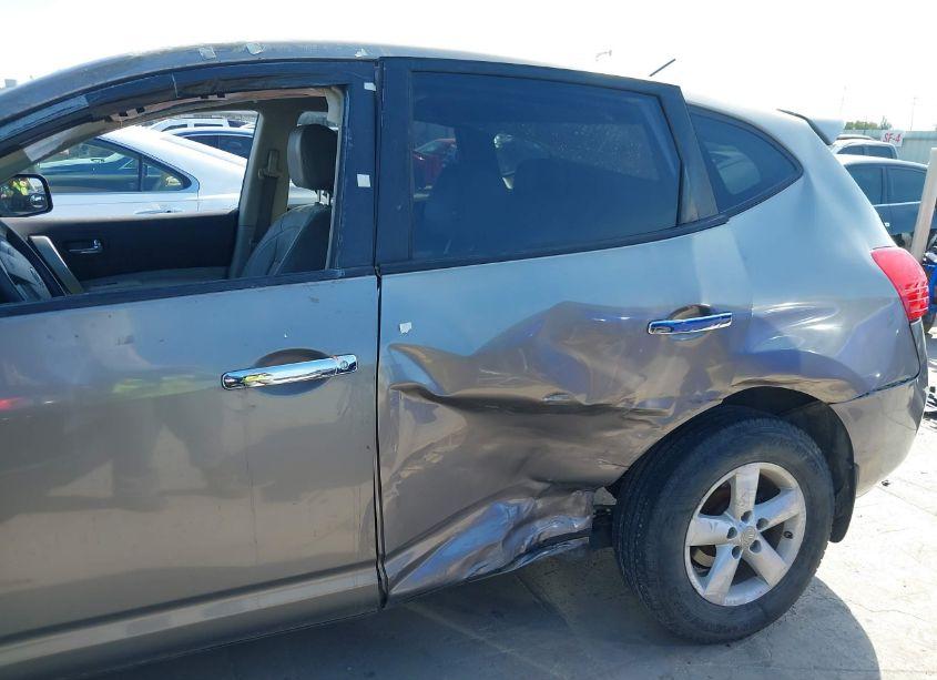 Photo 6 of 2010 Nissan Rogue S (VIN JN8AS5MT6AW506998)