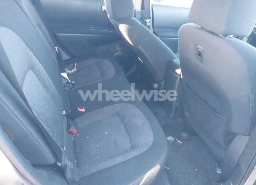 Photo 8 of 2010 Nissan Rogue SL (VIN JN8AS5MT6AW507309)