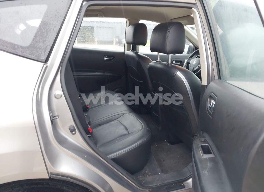 Photo 8 of 2011 Nissan Rogue S (VIN JN8AS5MT6BW156774)