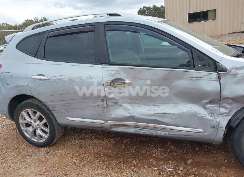 Photo 13 of 2011 Nissan Rogue SV (VIN JN8AS5MT6BW164549)