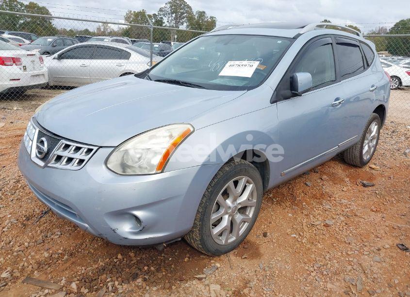 Photo 2 of 2011 Nissan Rogue SV (VIN JN8AS5MT6BW164549)