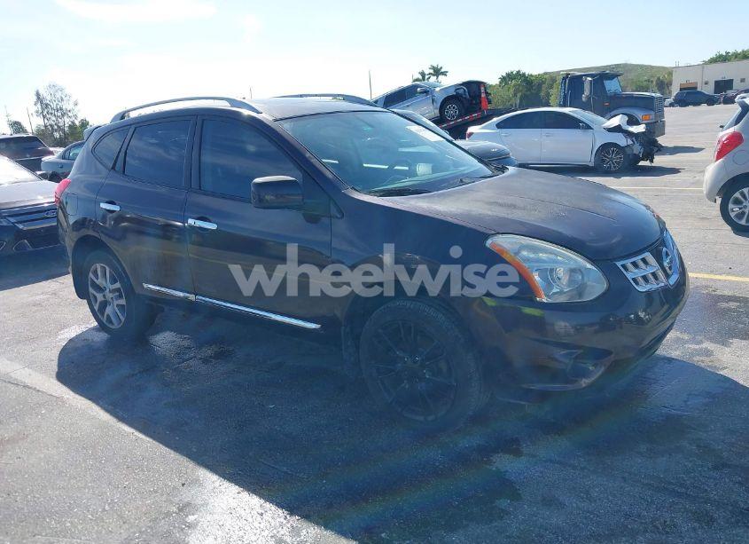 2011 Nissan Rogue SV (VIN JN8AS5MT6BW165782) main photo