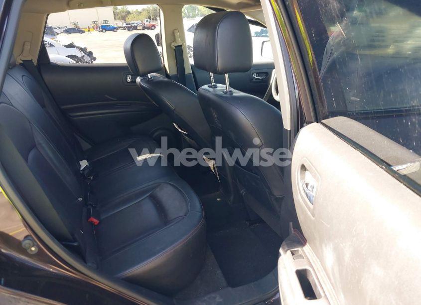 Photo 8 of 2011 Nissan Rogue SV (VIN JN8AS5MT6BW165782)