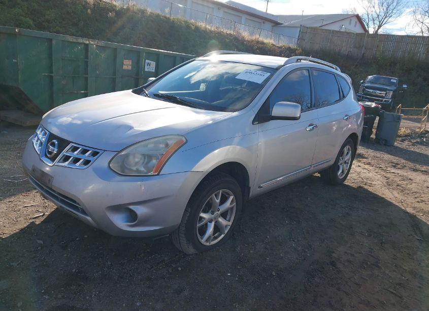 Photo 2 of 2011 Nissan Rogue SV (VIN JN8AS5MT6BW560500)