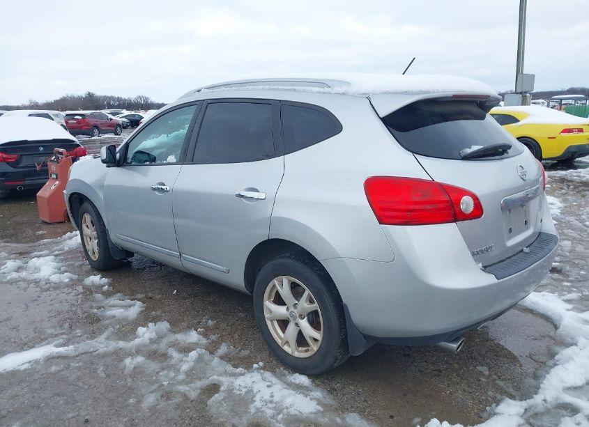 Photo 3 of 2011 Nissan Rogue SV (VIN JN8AS5MT6BW565292)