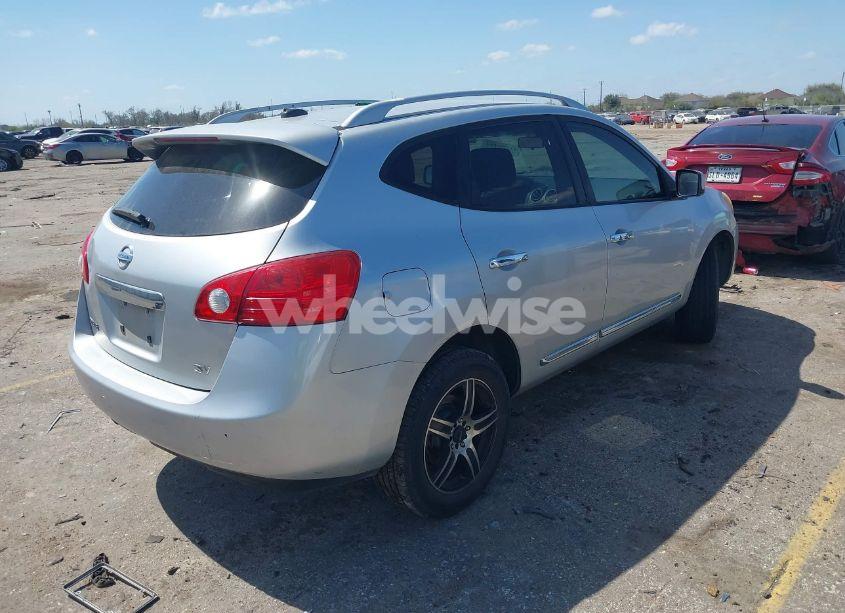 Photo 4 of 2011 Nissan Rogue SV (VIN JN8AS5MT6BW569522)