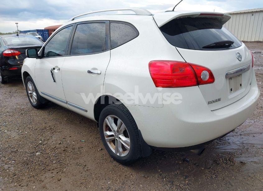 Photo 3 of 2012 Nissan Rogue SV (VIN JN8AS5MT6CW303063)