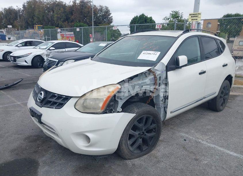 Photo 2 of 2013 Nissan Rogue SV W/SL PKG (VIN JN8AS5MT6DW008854)