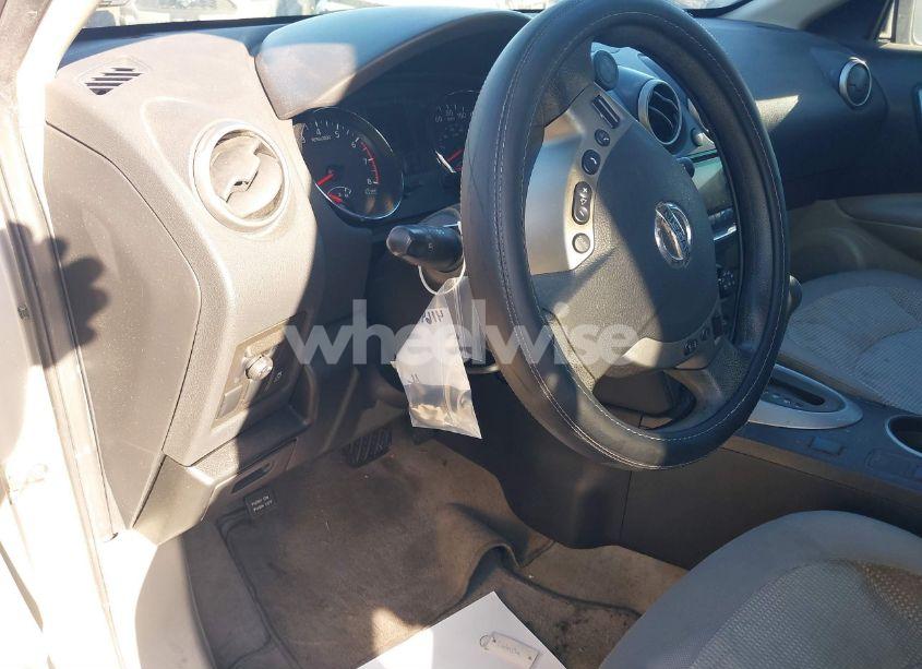 Photo 13 of 2013 Nissan Rogue SV (VIN JN8AS5MT6DW011432)