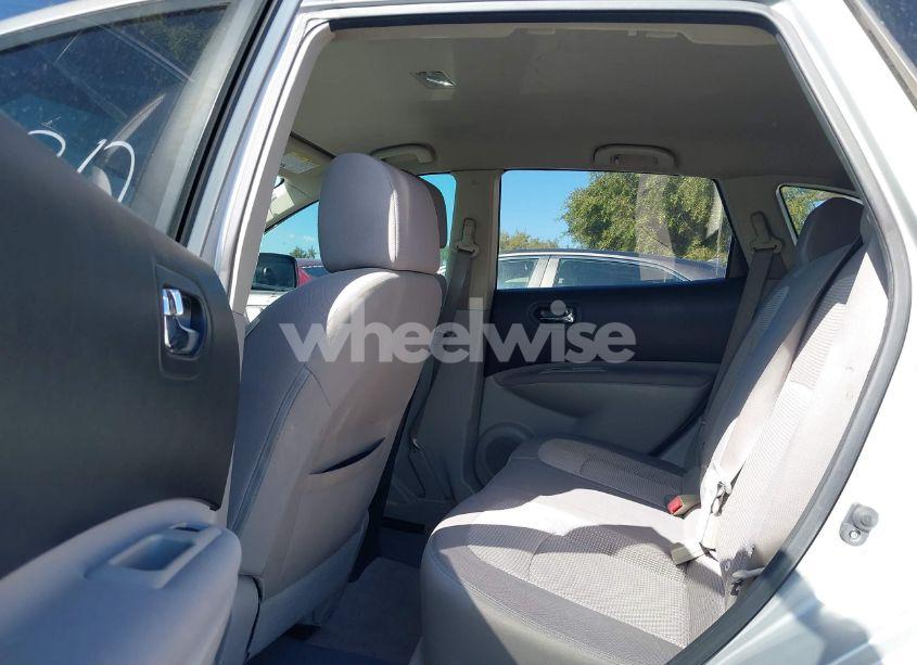 Photo 8 of 2013 Nissan Rogue SV (VIN JN8AS5MT6DW011432)