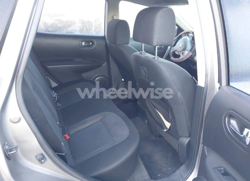 Photo 8 of 2013 Nissan Rogue S (VIN JN8AS5MT6DW013987)