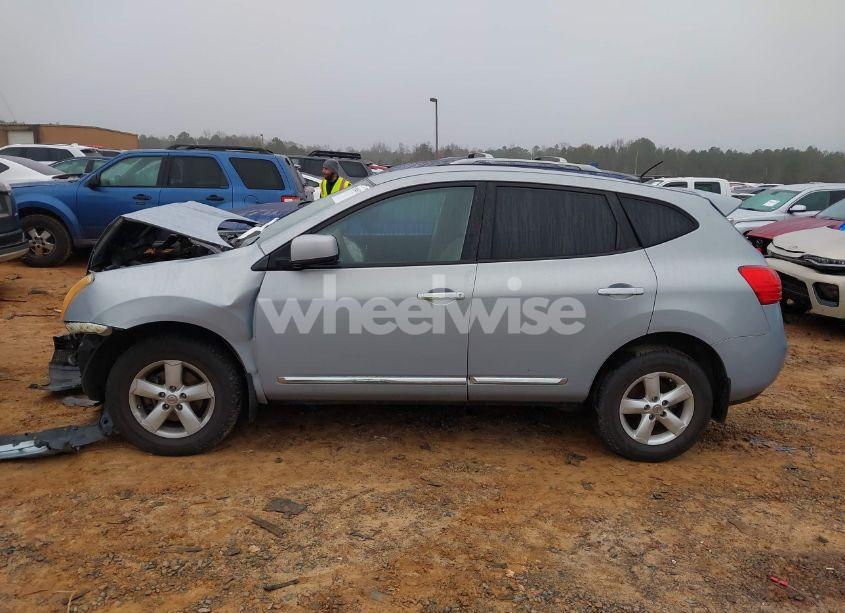 Photo 14 of 2013 Nissan Rogue S (VIN JN8AS5MT6DW016355)