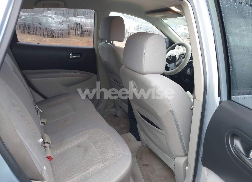 Photo 8 of 2013 Nissan Rogue S (VIN JN8AS5MT6DW016355)