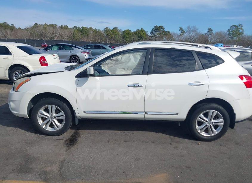 Photo 14 of 2013 Nissan Rogue SV (VIN JN8AS5MT6DW020034)