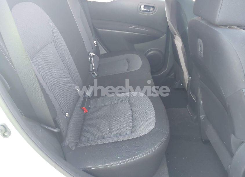 Photo 8 of 2013 Nissan Rogue SV (VIN JN8AS5MT6DW020034)