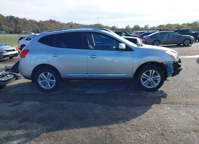Photo 13 of 2013 Nissan Rogue SV (VIN JN8AS5MT6DW509971)