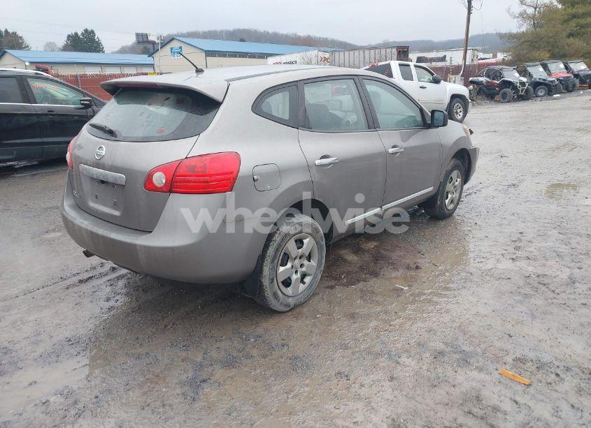 Photo 4 of 2013 Nissan Rogue S (VIN JN8AS5MT6DW529668)