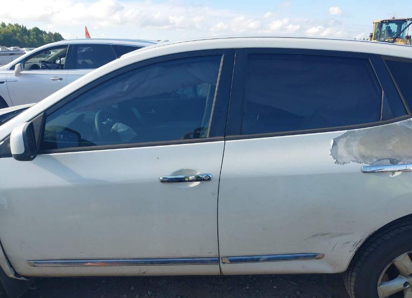 Photo 14 of 2013 Nissan Rogue S (VIN JN8AS5MT6DW533008)